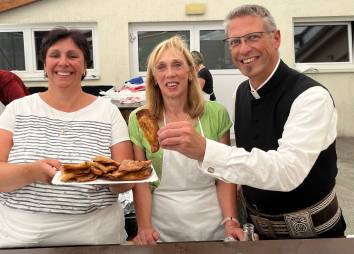 Krapfen von Monika Weidlinger und ihrem Krapfenteam