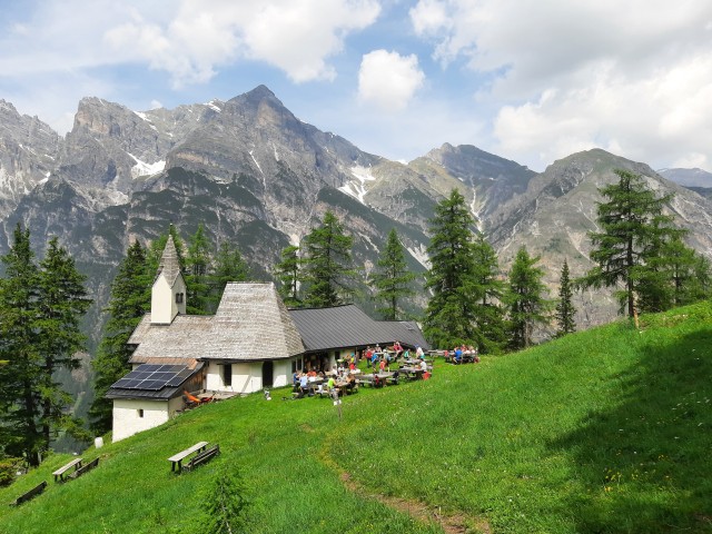 Berg und Bibel – Rucksack auf dem Rücken und Weggeschichten im Kopf