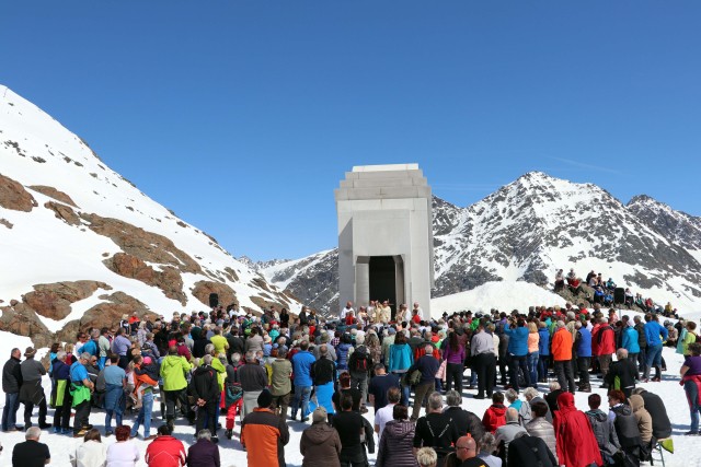 16. Tourismus Dankgottesdienst am Pitztaler Gletscher