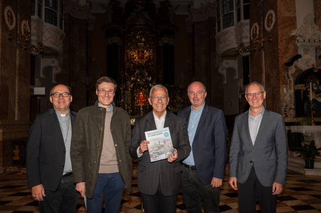 Festschrift zum Domjubiläum vorgestellt