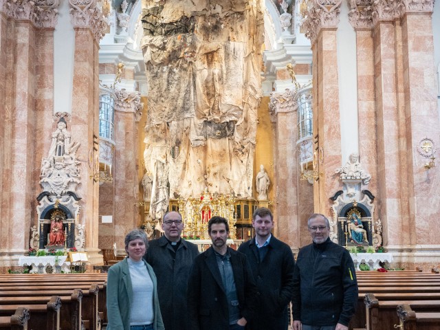 Fastentuch 2026 im Dom zu St. Jakob