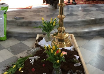 Das geöffnete Grab ...