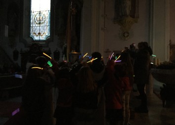 Einzug zur Lesung aus Exodus - "Tanz der Miriam"