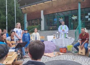 Gottesdienst 9